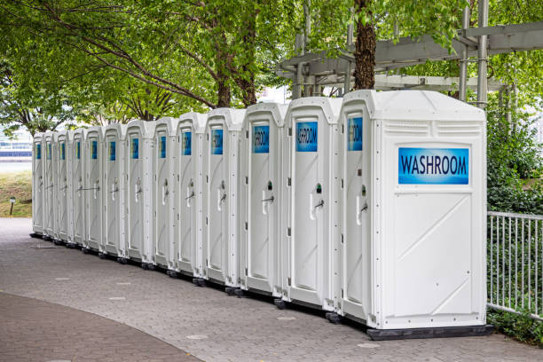 Best Porta potty rental near me  in Port Edwards, WI